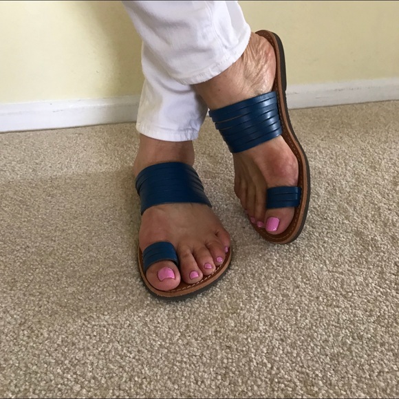 TSAKIRIS Leather SANDALS made in Greece - Picture 2 of 7